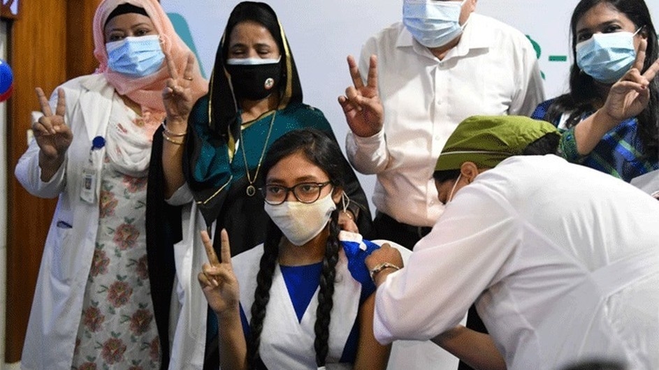 ৩১ জানুয়ারির মধ্যে শিক্ষার্থীদের প্রথম ডোজ টিকা দেয়া হবে