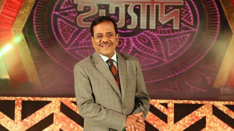 কেউ যদি আমাকে ভালোবাসে, তা তো অন্যায় নয়: হানিফ সংকেত