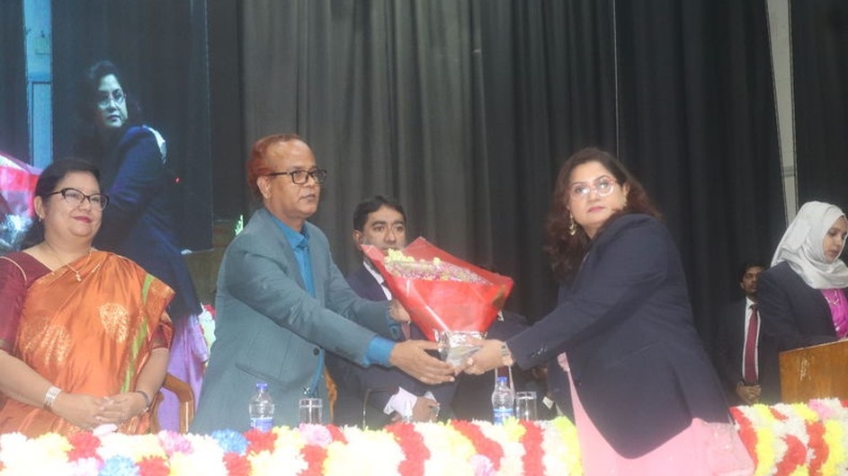 গ্রাহকরা আস্থা রেখেছে অগ্রণী ব্যাংকের উপর