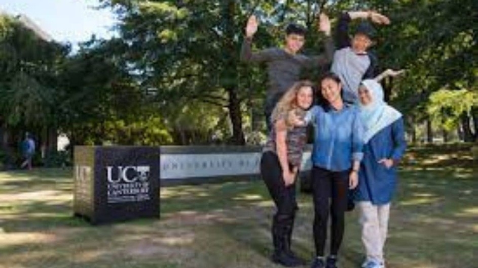 ওটাগো বিশ্ববিদ্যালয়ে বৃত্তি