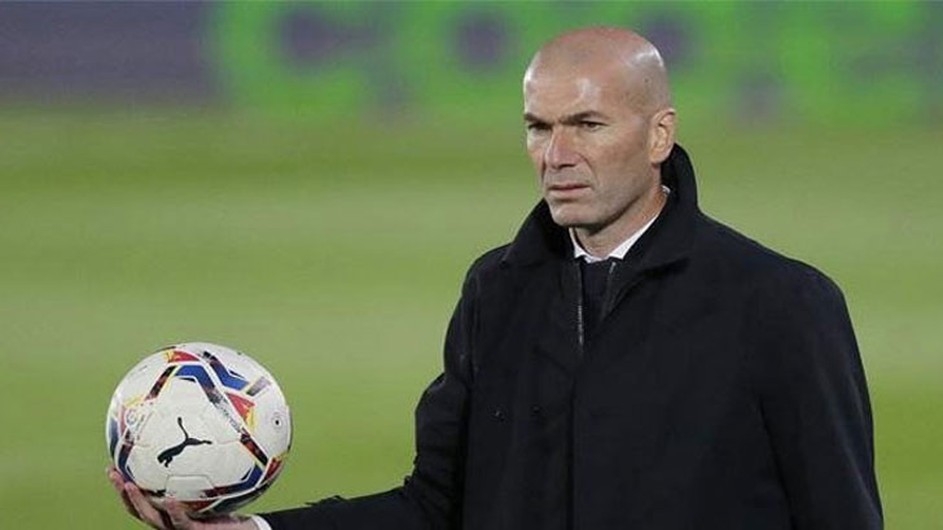 ব্রাজিলের সম্ভাব্য কোচের তালিকায় আছেন জিনেদিন জিদান