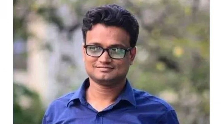 চাঁদাবাজির অভিযোগ: গণপিটুনি খেলেন ঢাবি হল ছাত্রলীগের সাবেক সভাপতি