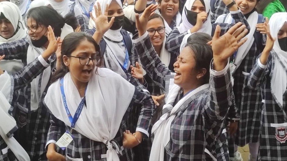 এইচএসসিতে আবদুল কাদির মোল্লা সিটি কলেজের চমক অব্যাহত