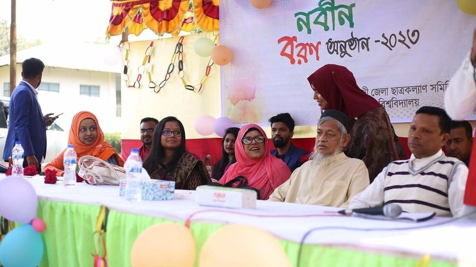 নবীনদের পদচারণায় মুখর চবির নরসিংদী জেলা ছাত্র কল্যাণ সমিতি