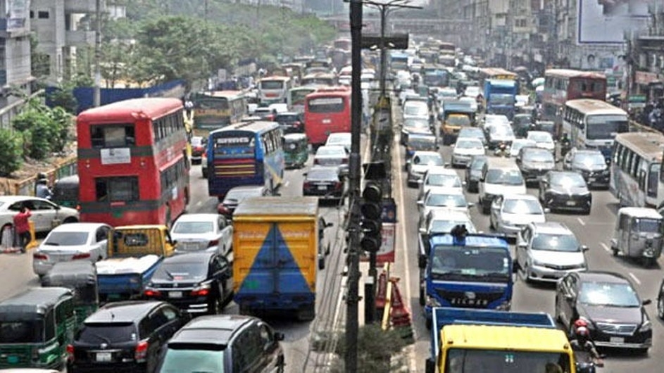 মেট্রোরেল বন্ধ, তীব্র যানজটে ভোগান্তিতে রাজধানীবাসী