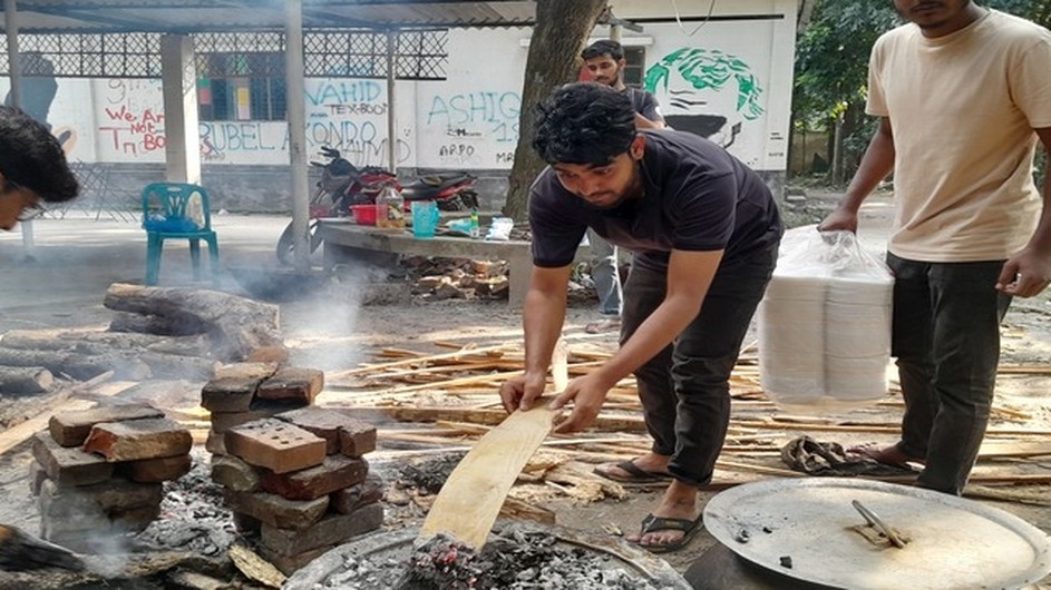 নিটারে শিক্ষার্থীদের চড়ুইভাতি অনুষ্ঠিত