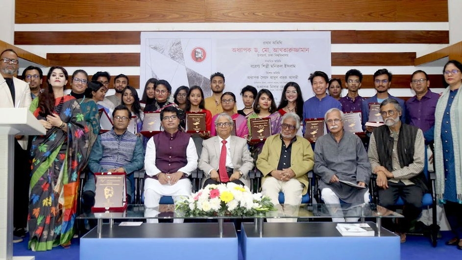 ঢাবিতে সপ্তাহব্যাপী বার্ষিক শিল্পকর্ম প্রদর্শনী শুরু