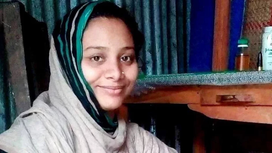‘আমি আমার জীবনের বিনিময়ে বলছি, আমি চুরি করি নাই’ লিখে গৃহবধূর আত্মহত্যা
