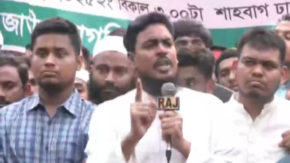 আওয়ামী লীগের নাম, মার্কা ও আদর্শের কোনো রাজনীতি আর চলবে না: আখতার