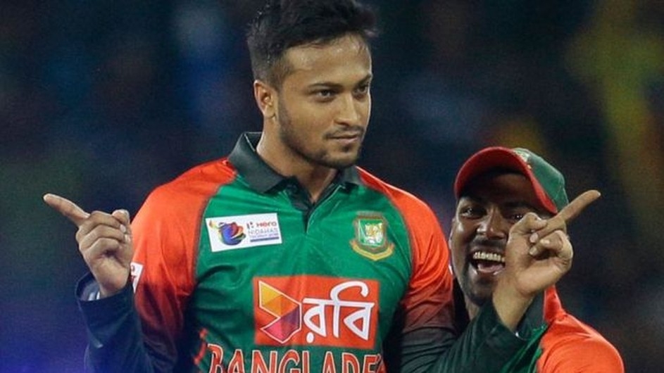 তিন ফরম্যাটেই কেন্দ্রীয় চুক্তিতে থাকছেন সাকিব