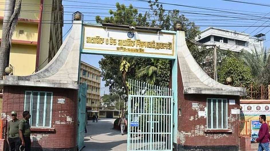 রাজশাহী শিক্ষা বোর্ড মানবিকে আসন বাড়াতে ২৮ কলেজের আবেদন