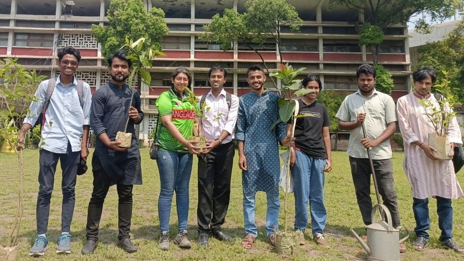 সবুজ বাংলাদেশ গড়ার প্রত্যয়ে তরুণদের 'মিশন গ্রিন বাংলাদেশ'