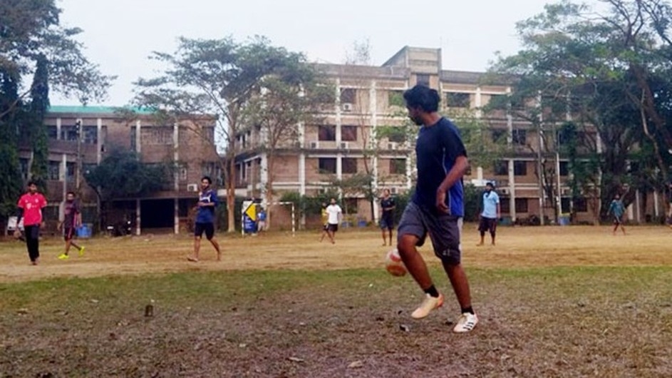 উপাচার্য বিরোধী আন্দোলনে শাবিপ্রবিতে এবার ফুটবল টুর্নামেন্ট