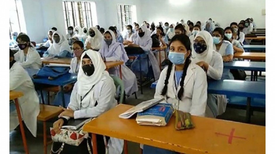 শিক্ষক-শিক্ষার্থীদের মাস্ক পরা বাধ্যতামূলক