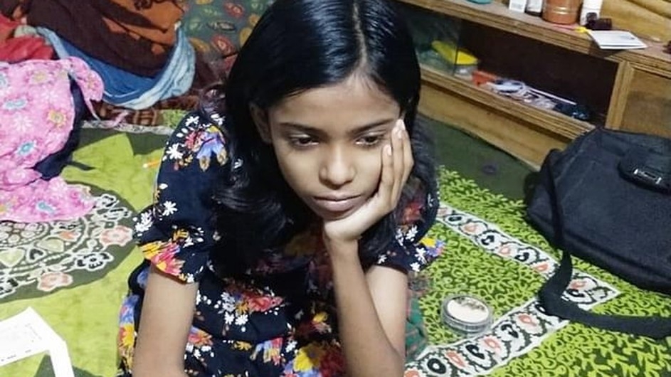 মেয়েটা কচি মনে মারাত্মক আঘাত পেয়েছে, শুধুই কান্নাকাটি করছে