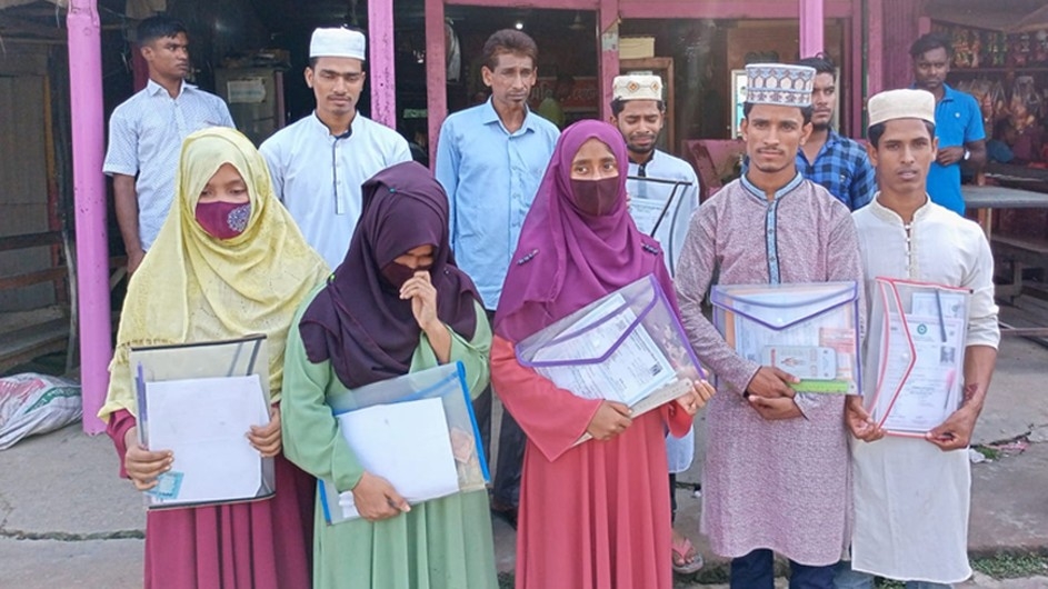 দুই অধ্যক্ষের দ্বন্দ্ব, পরীক্ষা দিতে পারেনি ৭ শিক্ষার্থী ভুক্তভোগী সাত পরীক্ষার্থী