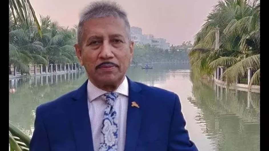 বাংলাকে অসম্মান করে ভাষার চর্চা নয়