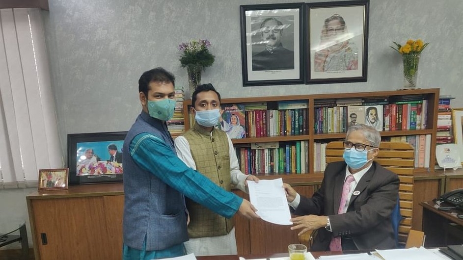 ঢাবির ঘ ইউনিট বহাল রাখতে উপাচার্যকে স্মারকলিপি ছাত্র অধিকার পরিষদের