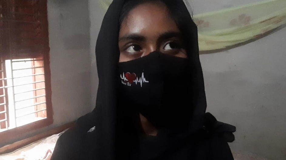 কলেজছাত্রের বাড়িতে স্কুলছাত্রীর অবস্থান: বিয়ে না দিলে আত্মহত্যার হুমকি