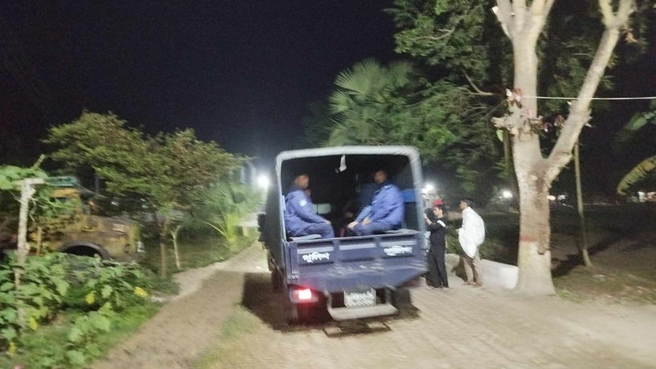 ইবিতে র‍্যাগিংয়ের অভিযোগে পাঁচ শিক্ষার্থী কারাগারে