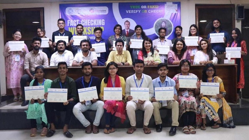 জাবিতে ‘ফ্যাক্ট চেকিং’ বিষয়ক কর্মশালা অনুষ্ঠিত