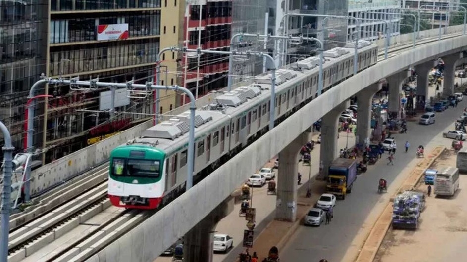 ৩৭ দিন বন্ধ থাকার পর সপ্তাহের প্রথম কর্মদিবস রোববার