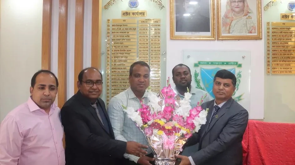 সকলের সহযোগিতা কামনা করলেন বাকৃবির নতুন প্রক্টর