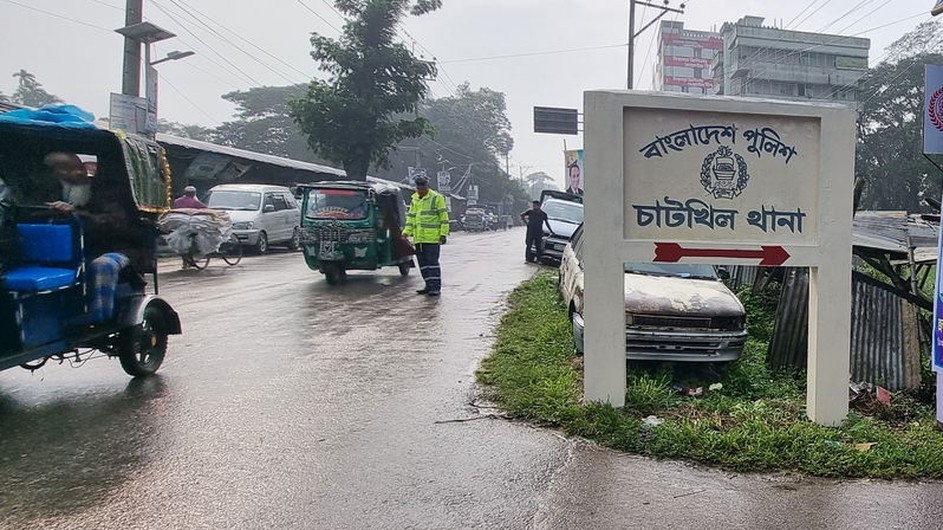 নামাজ-পড়ালেখা নিয়ে শাসন করায় ফাঁস নিল কিশোরী