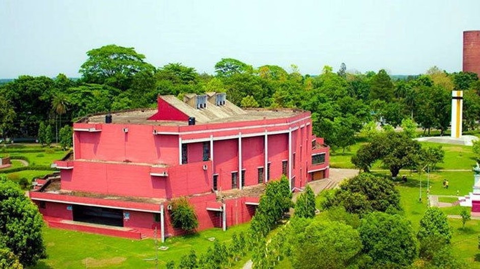 বাকৃবিতে স্বৈরাচার আমলে সংঘটিত অনিয়মের অভিযোগ গ্রহণ শুরু