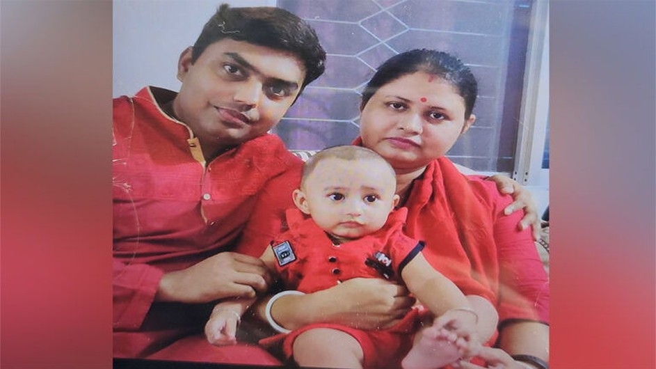 ইট পড়ে ঢাবি'র প্রাক্তন শিক্ষার্থীর মৃত্যু: ১০ কোটি টাকা ক্ষতিপূরণ চেয়ে লিগ্যাল নোটিশ