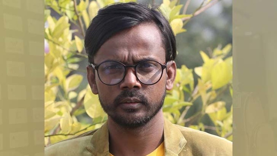 রুচির দুর্ভিক্ষ কাটাতে বাসায় শিক্ষক রেখে পড়ছেন হিরো আলম