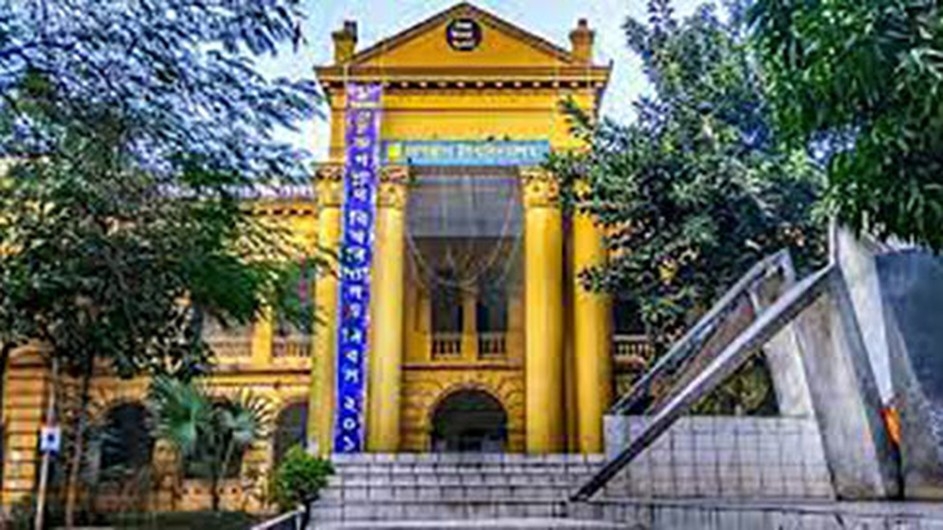 আঠারো বছর বয়স জগন্নাথ বিশ্ববিদ্যালয়ের