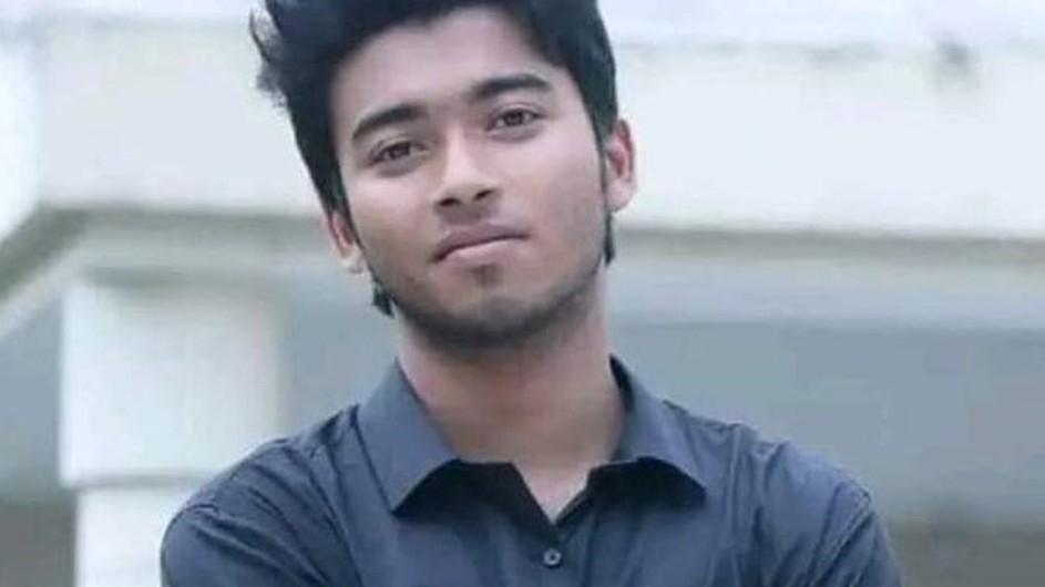 ঝালমুড়ি বিক্রেতার ছুরিকাঘাতে আহত ইন্টার্ন চিকিৎসক ফাহিম মারা গেছেন