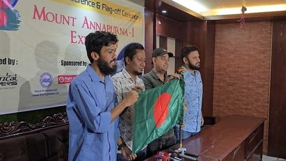 প্রথম বাংলাদেশি হিসেবে বিশ্বের দশম সর্বোচ্চ শৃঙ্গে যাচ্ছেন বাবর আলী