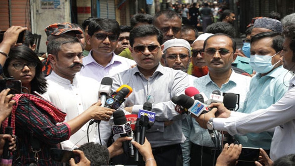 ডিসেম্বরের মধ্যে সরানো হবে চকবাজারের ৫০০ গুদাম-কারখানা: তাপস