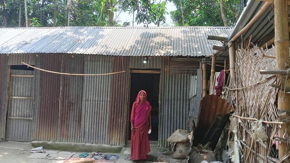 এক ফ্যান ও এক লাইটে বিদ্যুৎ বিল ৭ হাজার টাকা