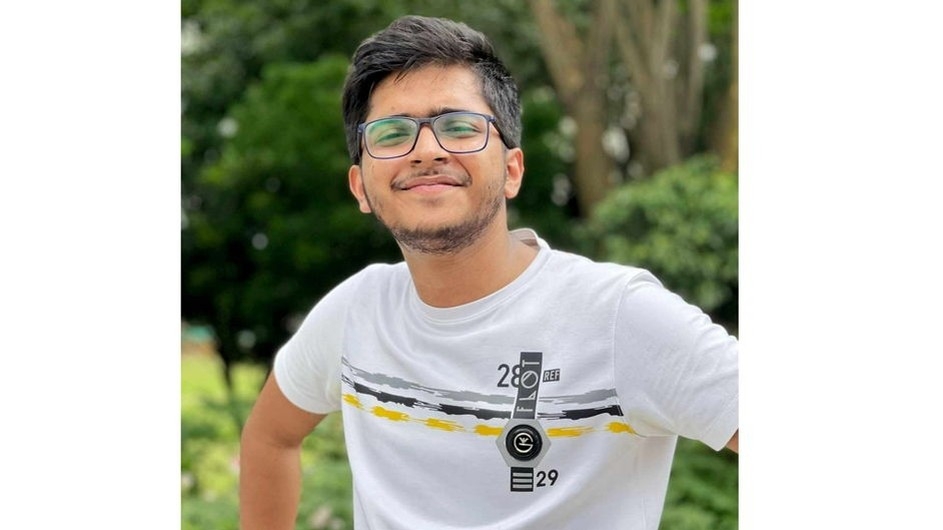 ‘গিনেস বুক অব ওয়ার্ল্ডে’ জবি শিক্ষার্থী অংকনের রেকর্ড