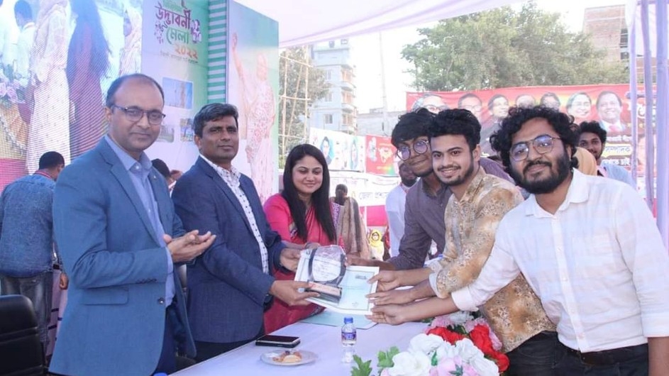 উদ্ভাবনী মেলায় বঙ্গবন্ধু ডিজিটাল ইউনিভার্সিটির প্রথম স্হান অর্জন