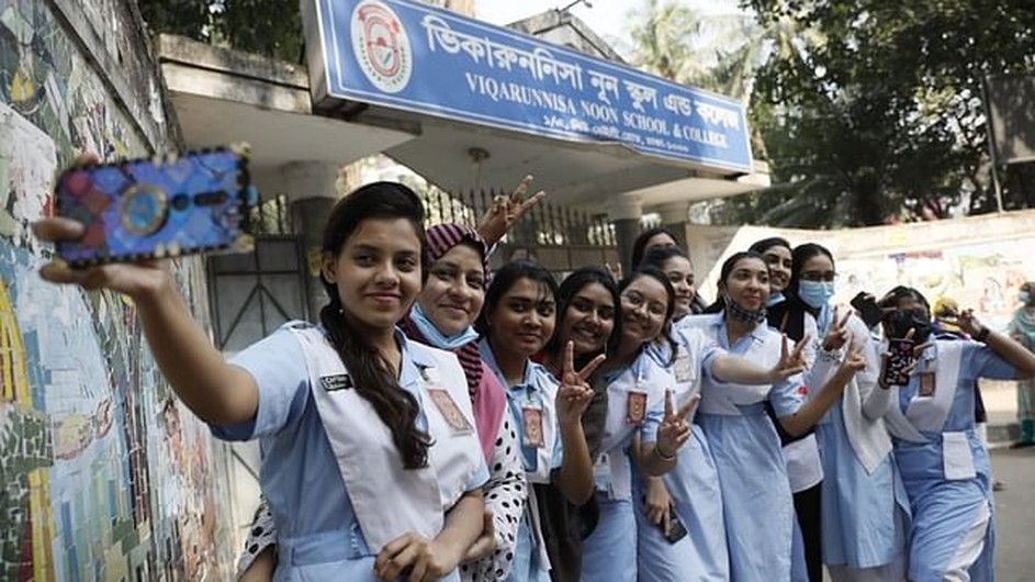 জিপিএ–৫ এবং পাসের হারে এগিয়ে মেয়েরা