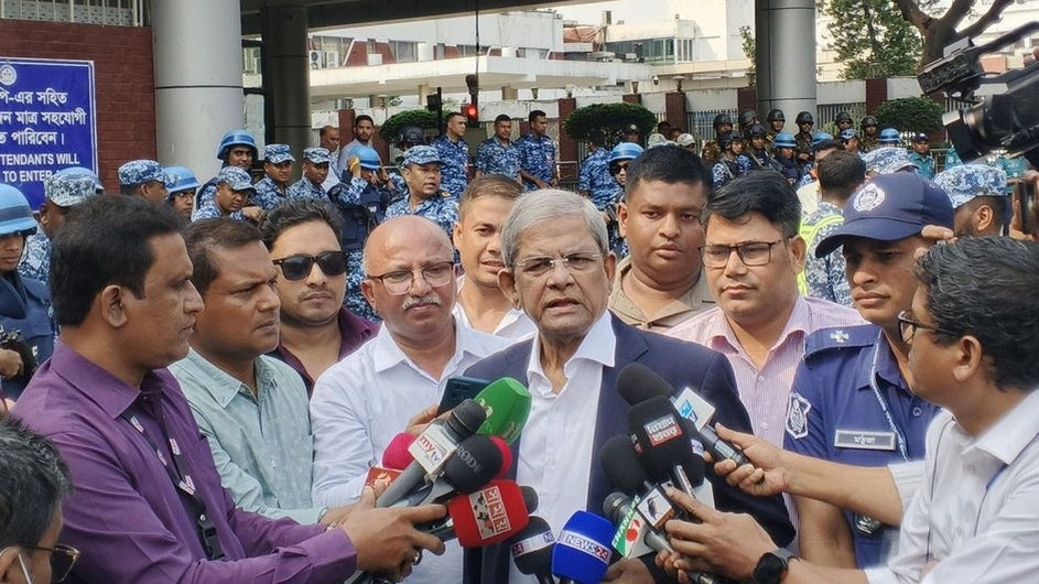 খালেদা জিয়ার ফিরে আসা গণতন্ত্র উত্তরণের পথ সহজ করবে