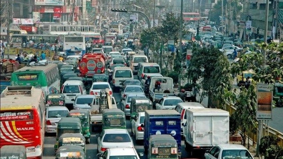 তীব্র যানজটে রাজধানীতে অচলাবস্থা
