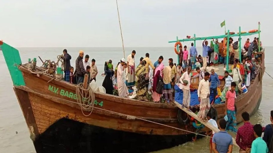 ৩ দিন পর হাতিয়ার সঙ্গে সারা দেশের নৌ যোগাযোগ শুরু