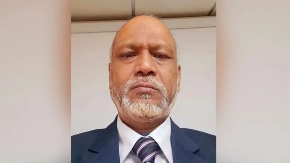 অন্তর্বর্তীকালীন উপাচার্যের পদত্যাগ