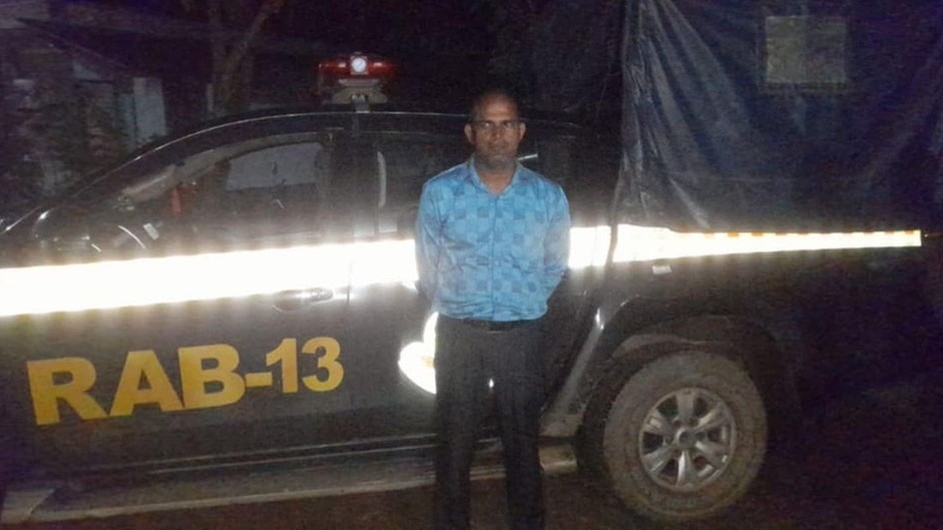 চাঁদাবাজির সময় সেনাবাহিনীর হাতে এনসিপি নেতা গ্রেফতার