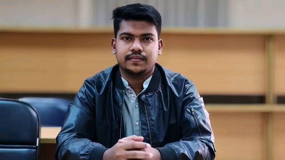 “যে রাজনীতি আমার মা-নানির চোখের পানি দূর করতে পারে না, সেই রাজনীতি করে কী হবে?”