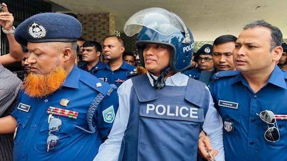 দুই মামলায় গ্রেফতার দেখানো হলো সাবেক এমপি মাজাহারুল সুজনকে