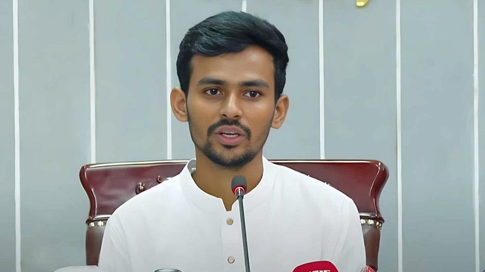 মাহফুজ ভাইয়ের সঙ্গে যা ঘটল, তাতে হতাশ হয়েছি : উপদেষ্টা আসিফ