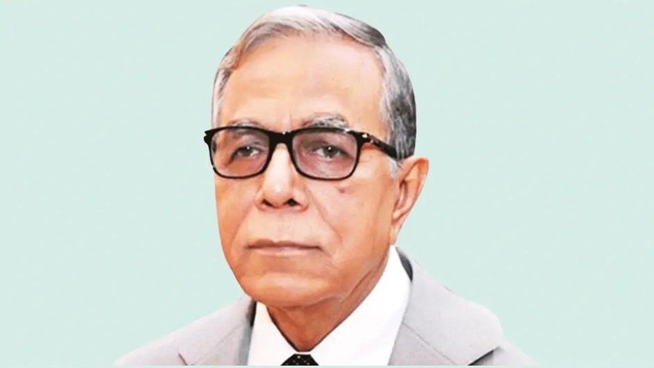 গভীর রাতে দেশে ফিরলেন সাবেক রাষ্ট্রপতি আবদুল হামিদ