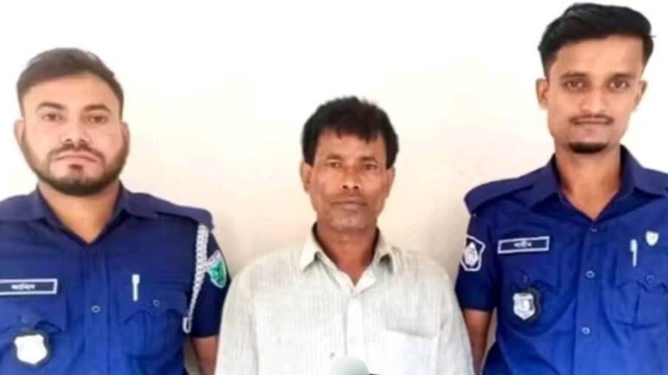 মেয়েকে ধর্ষণের অভিযোগে বাবা গ্রেপ্তার