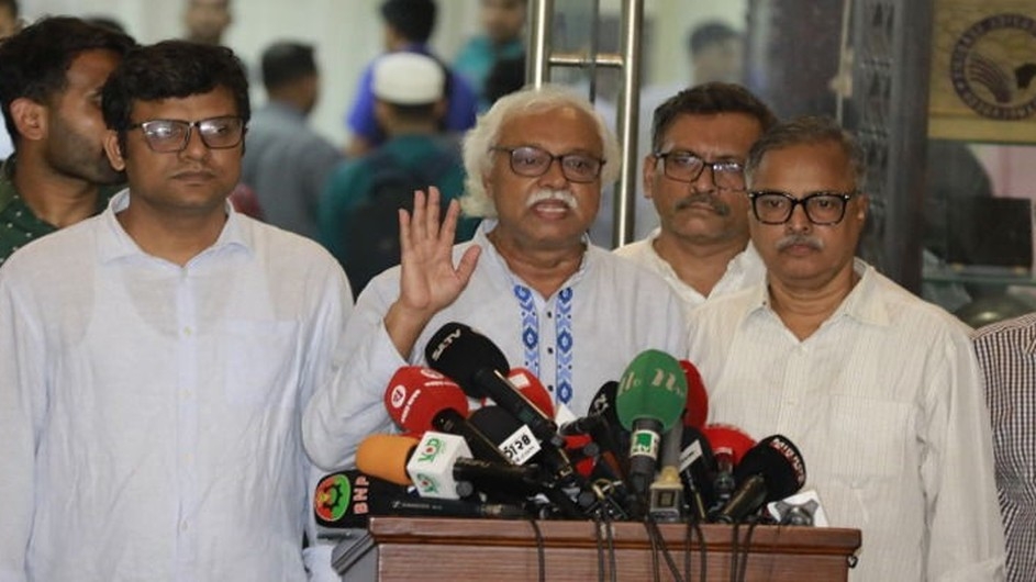 জামায়াতকে ‘বেশি কথা বলতে দেওয়ায়’ সংলাপ থেকে সিপিবি-গণফোরামের ওয়াকআউট